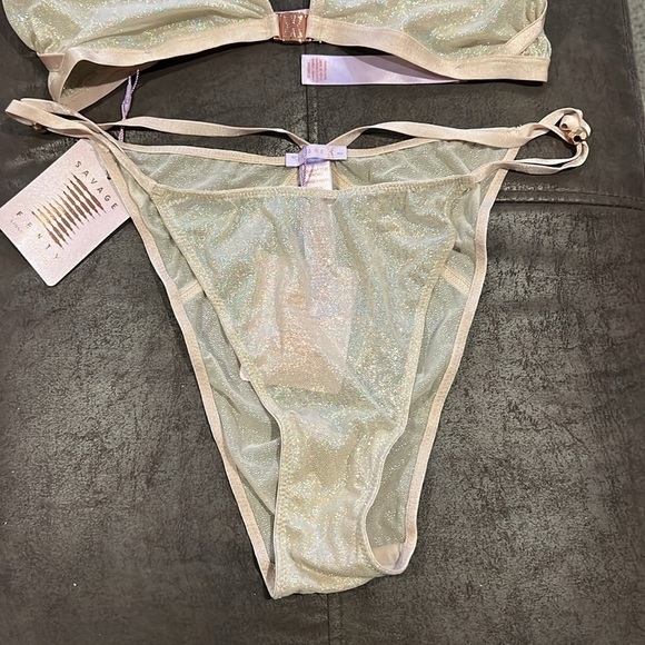 Savage Fenty Set - Picture 9 of 11